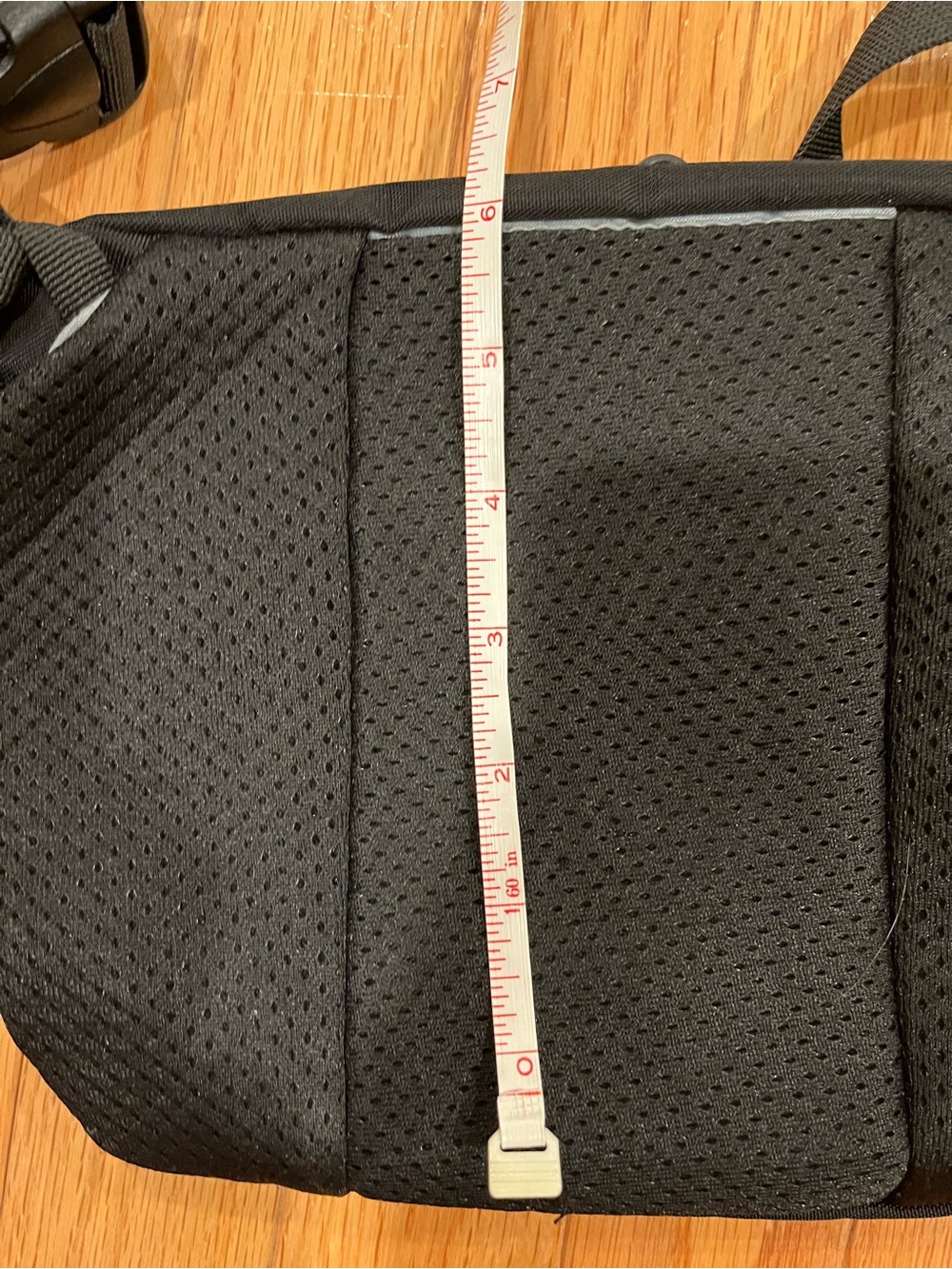 Arc'teryx Black Belt Bag with Red Pull Tab - Picture 4 of 5